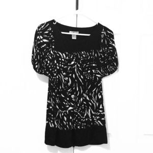 Black & white Kensie Blouse